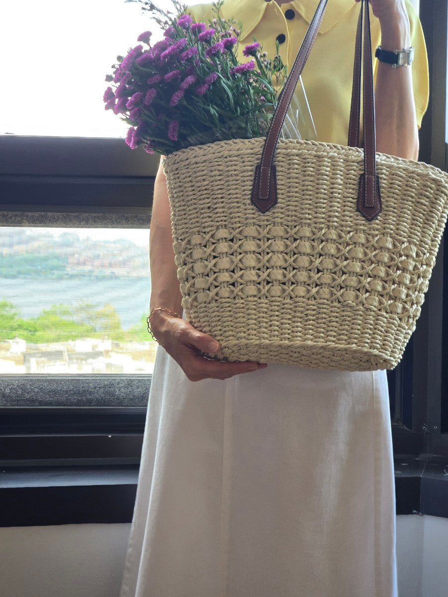Hand woven Eco-friendly summer straw bag-Color: White