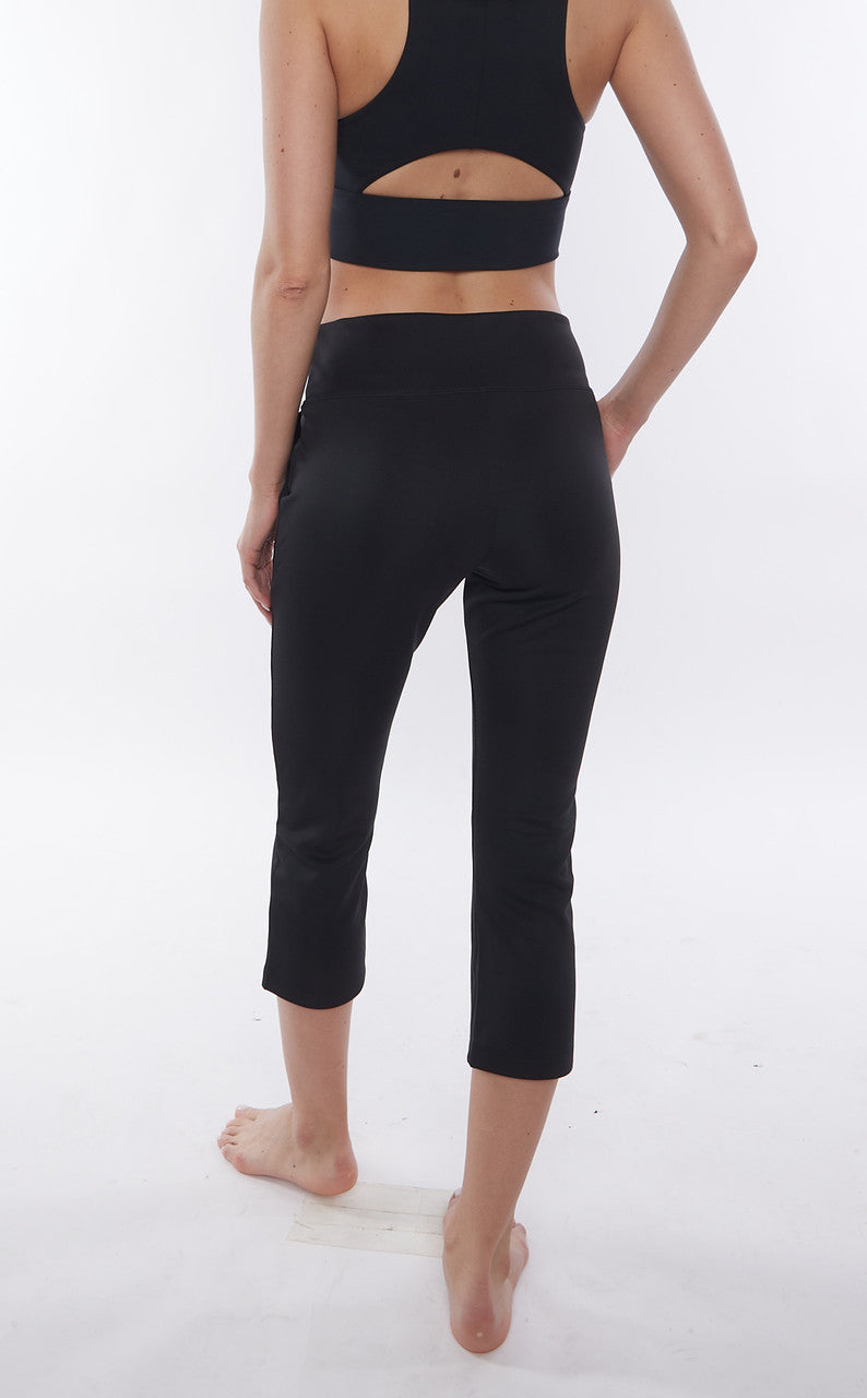 ClaraNY Capri Yoga Gym Lounge pants with pockets Color Black Made In USA