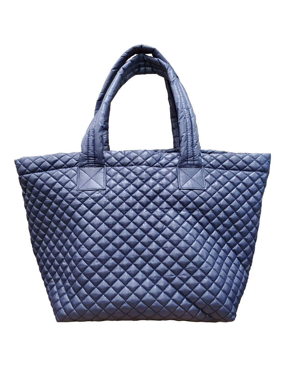 ClaraNY Ultra lightweight Zipper closure Quilted Large Tote with Pouch water repellent