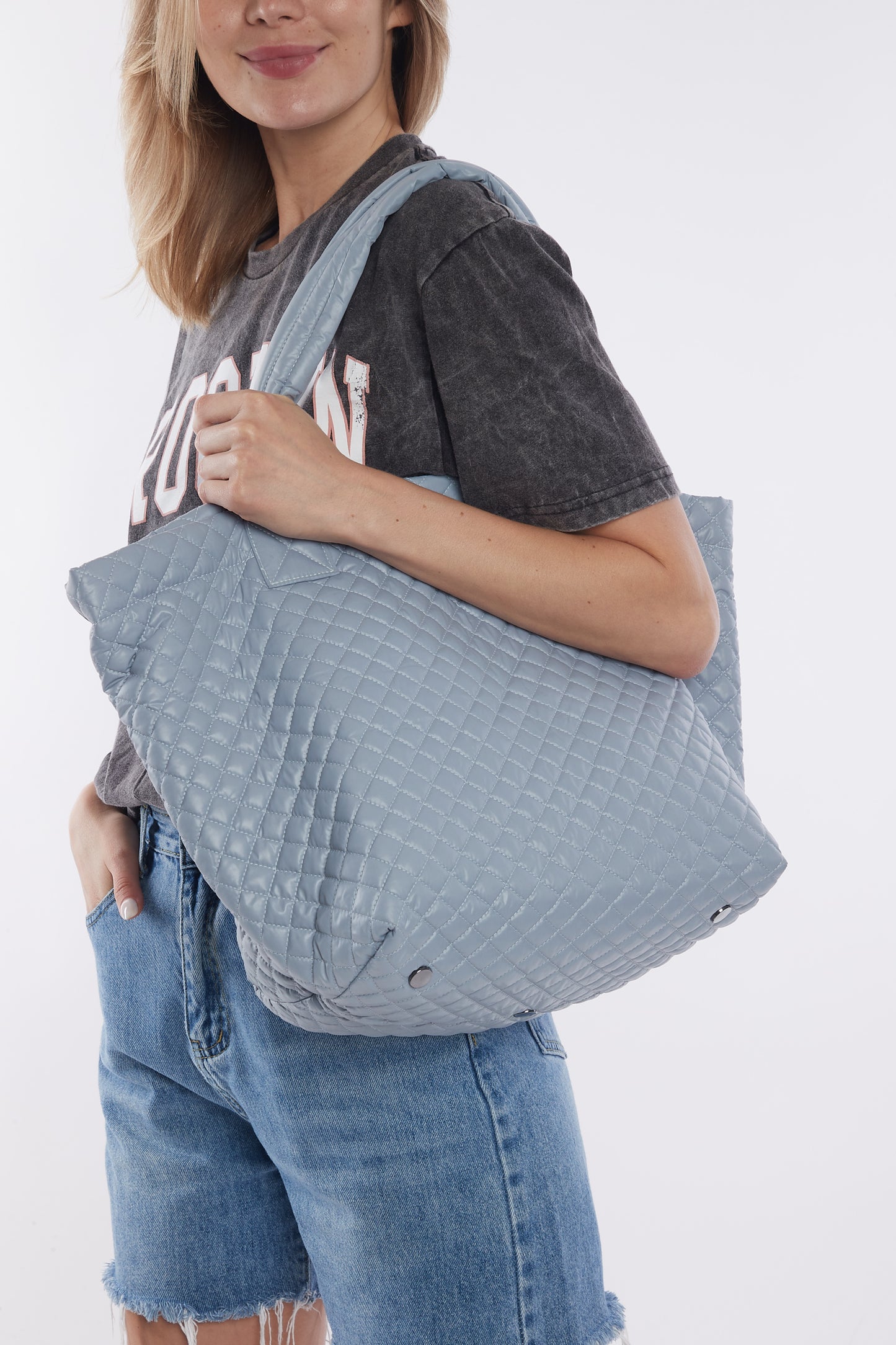 ClaraNY Ultra-Light Weight Quilted large Tote with Pouch - Color Light Gray